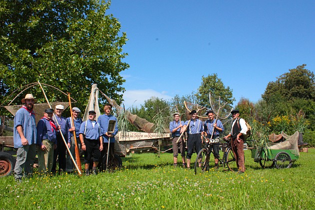 IMG_8599.png - Die Taubergießen-Fischer in traditioneller Tracht